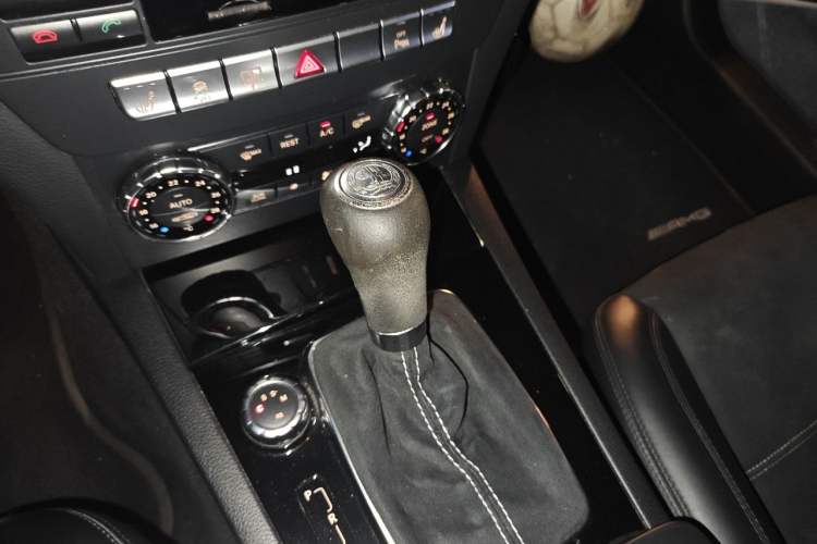Used Mercedes-Benz C-Class AMG 2014 AMG C 63 Edition 507 Gear Lever