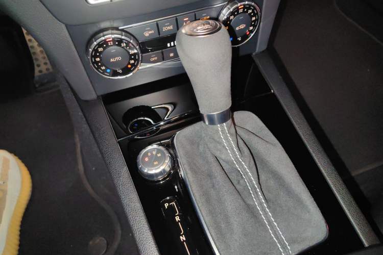 Used Mercedes-Benz C-Class AMG 2014 AMG C 63 Coupe Edition 507 Gear Lever