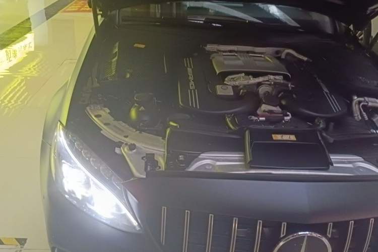 Used Mercedes-Benz C-Class AMG 2015 AMG C 63 Engine Bay Right