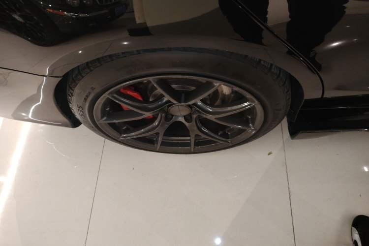 Used Mercedes-Benz C-Class AMG 2015 AMG C 63 Right Rear Wheel Hub