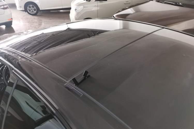 Used Mercedes-Benz C-Class AMG 2015 AMG C 63 Roof