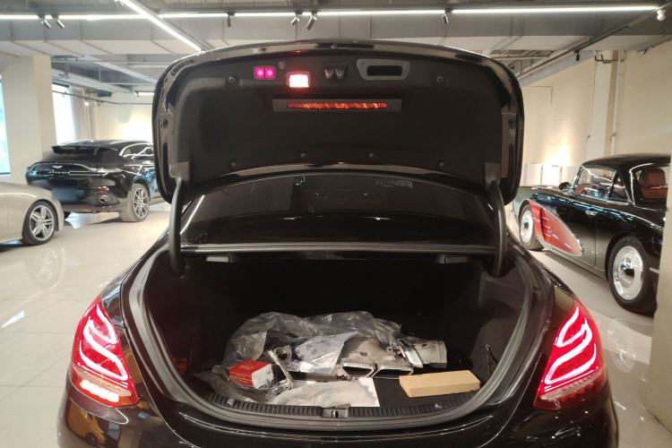 Used Mercedes-Benz C-Class AMG 2015 AMG C 63 Trunk