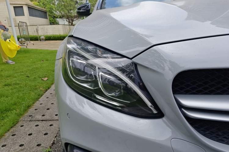 Used Mercedes-Benz C-Class AMG 2015 AMG C 63 Right Front Headlight