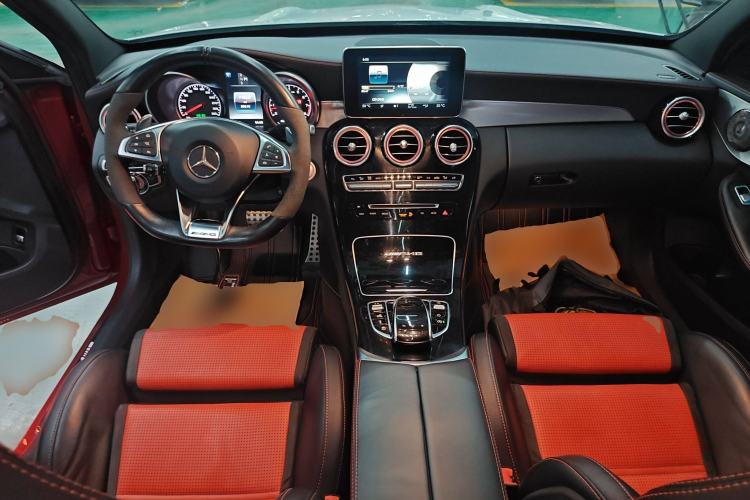 Used Mercedes-Benz C-Class AMG 2015 AMG C 63 Center Console