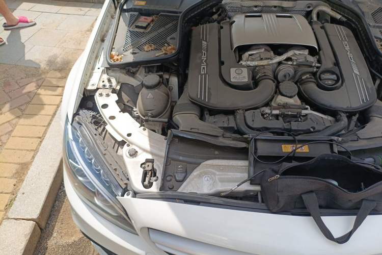 Used Mercedes-Benz C-Class AMG 2015 AMG C 63 Engine Bay Right
