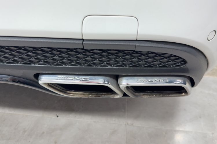 Used Mercedes-Benz C-Class AMG 2015 AMG C 63 Exterior 2