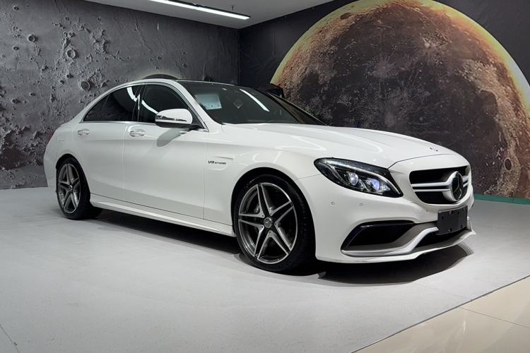 Used Mercedes-Benz C-Class AMG 2015 AMG C 63 Exterior 4
