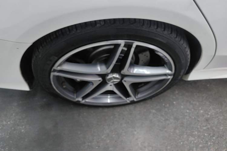 Used Mercedes-Benz C-Class AMG 2015 AMG C 63 Exterior 5