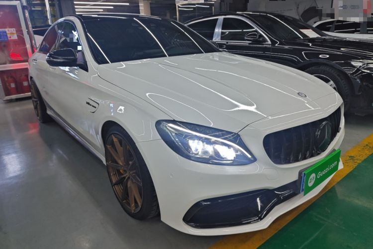 Used Mercedes-Benz C-Class AMG 2015 AMG C 63 Front Right 45 Deg