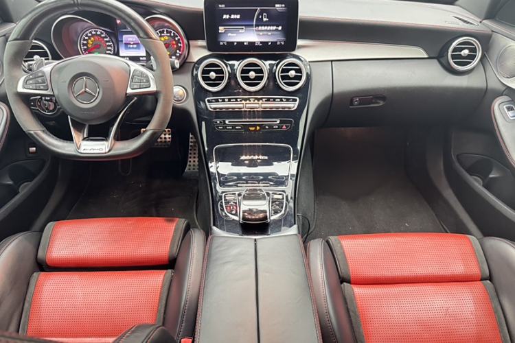 Used Mercedes-Benz C-Class AMG 2015 AMG C 63 Interior 1