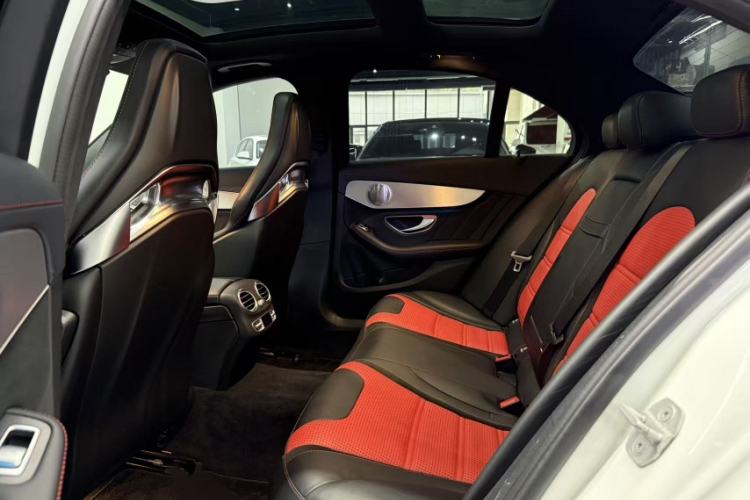 Used Mercedes-Benz C-Class AMG 2015 AMG C 63 Interior 2