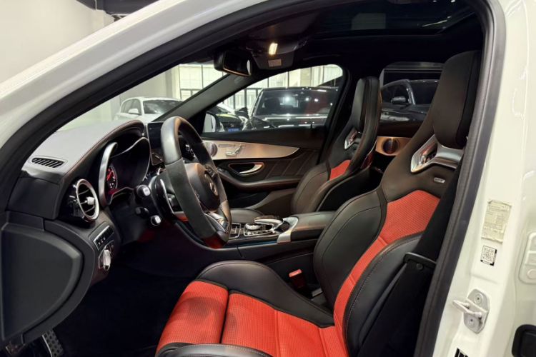 Used Mercedes-Benz C-Class AMG 2015 AMG C 63 Interior 3