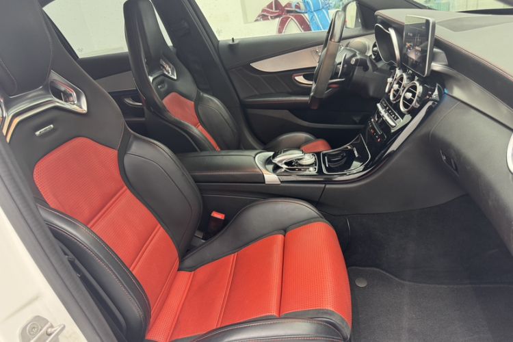 Used Mercedes-Benz C-Class AMG 2015 AMG C 63 Interior 8