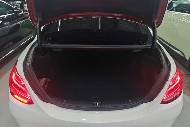 Used Mercedes-Benz C-Class AMG 2015 AMG C 63 Trunk
