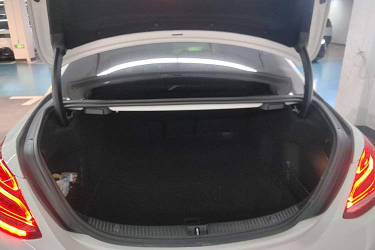 Used Mercedes-Benz C-Class AMG 2015 AMG C 63 Trunk