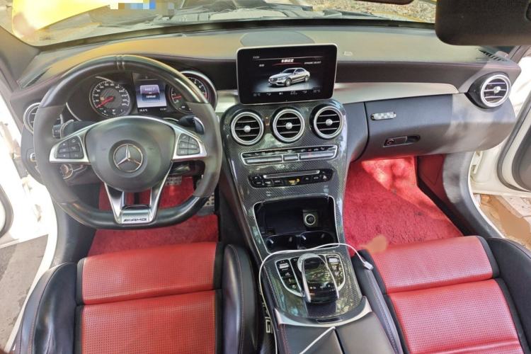Used Mercedes-Benz C-Class AMG 2015 AMG C 63 Interior 2