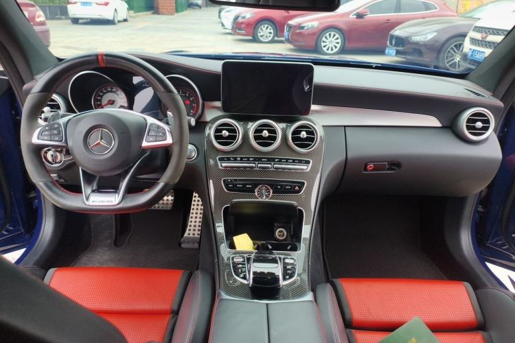 Used Mercedes-Benz C-Class AMG 2016 AMG C 63 S Coupe Center Console