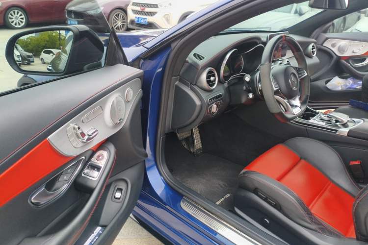 Used Mercedes-Benz C-Class AMG 2016 AMG C 63 S Coupe Driver Seat