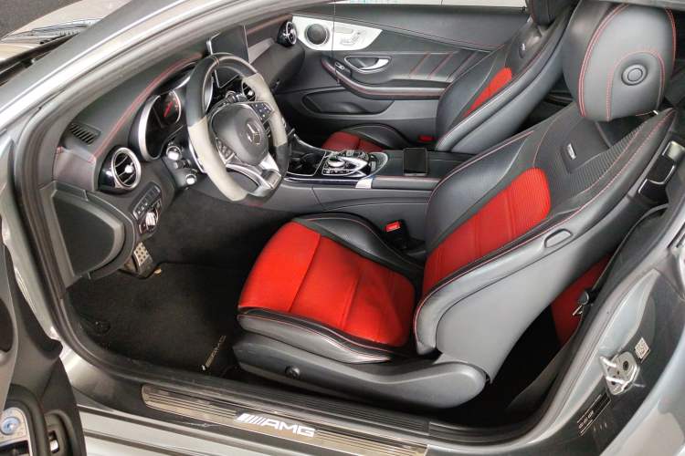 Used Mercedes-Benz C-Class AMG 2016 AMG C 63 Coupe Driver Seat