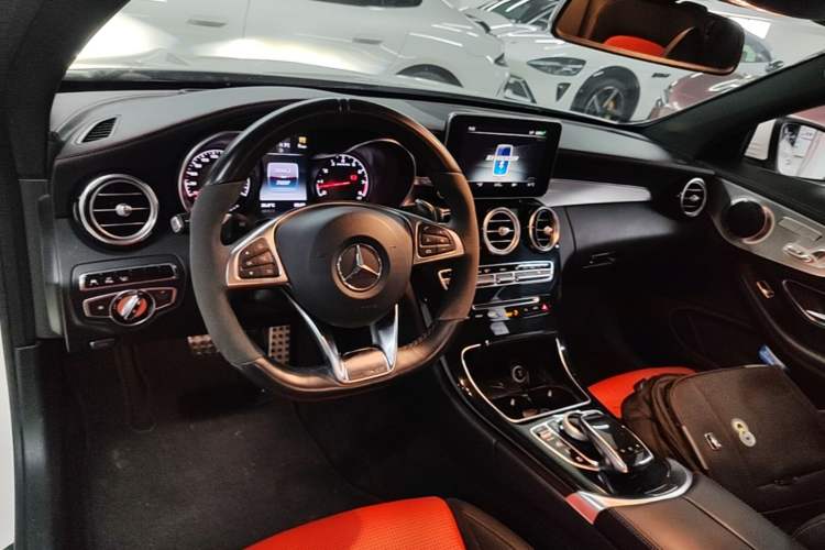 Used Mercedes-Benz C-Class AMG 2016 AMG C 63 Coupe Center Console