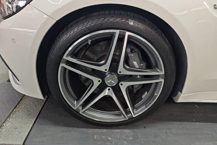 Used Mercedes-Benz C-Class AMG 2016 AMG C 63 Coupe Exterior 4