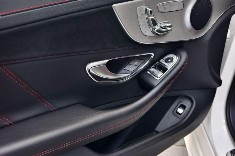 Used Mercedes-Benz C-Class AMG 2016 AMG C 63 Coupe Interior 2
