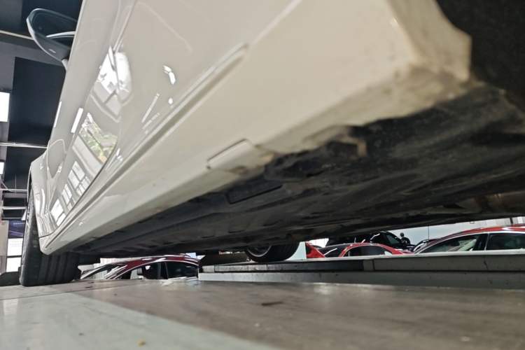 Used Mercedes-Benz C-Class AMG 2016 AMG C 63 Coupe Left Side Sill