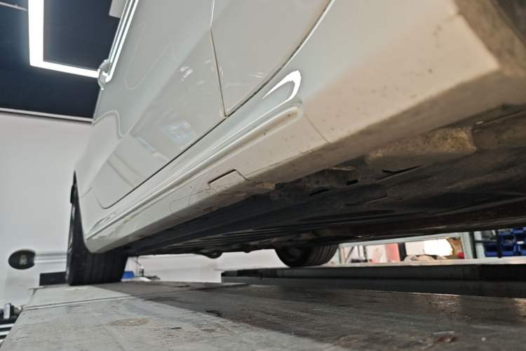 Used Mercedes-Benz C-Class AMG 2016 AMG C 63 Coupe Right Side Sill