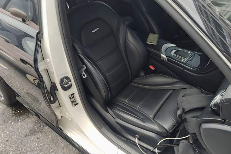 Used Mercedes-Benz C-Class AMG 2017 AMG C 63 Right Front Seat