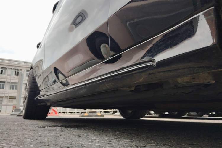 Used Mercedes-Benz C-Class AMG 2017 AMG C 63 Right Side Sill