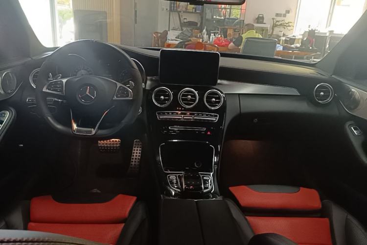 Used Mercedes-Benz C-Class AMG 2017 AMG C 63 Center Console