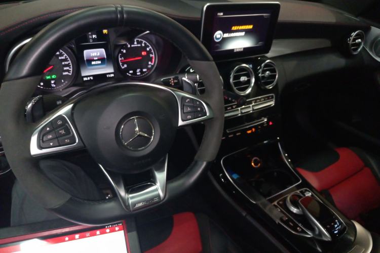 Used Mercedes-Benz C-Class AMG 2017 AMG C 63 Center Console