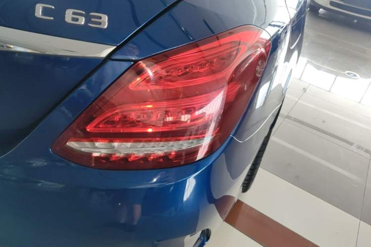 Used Mercedes-Benz C-Class AMG 2017 AMG C 63 Exterior 3