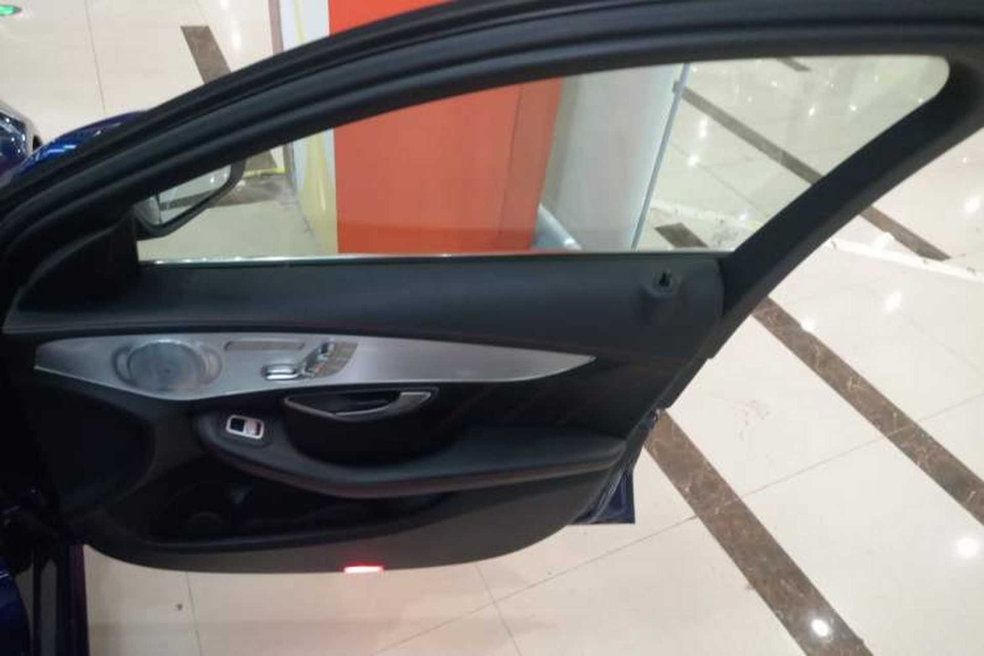 Used Mercedes-Benz C-Class AMG 2017 AMG C 63 Right Front Door Interior