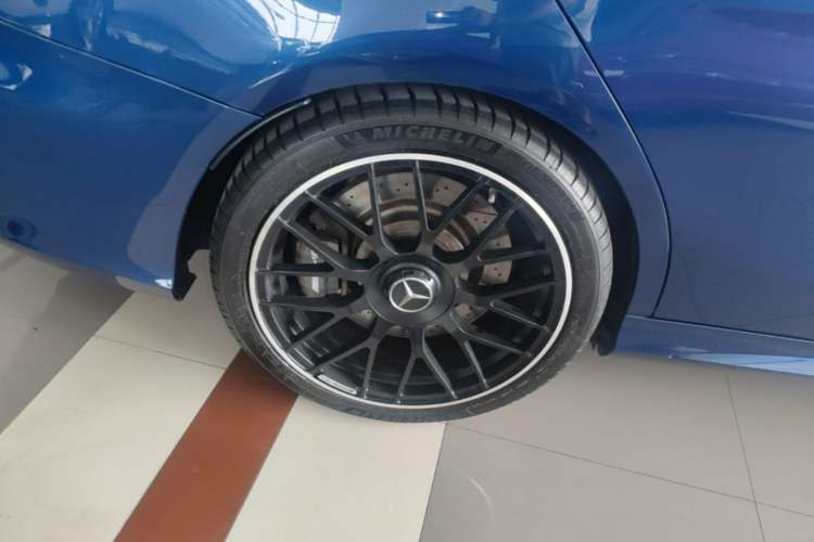 Used Mercedes-Benz C-Class AMG 2017 AMG C 63 Right Rear Wheel Hub