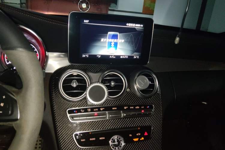 Used Mercedes-Benz C-Class AMG 2017 AMG C 43 4MATIC Special Edition Audio And AC Panel