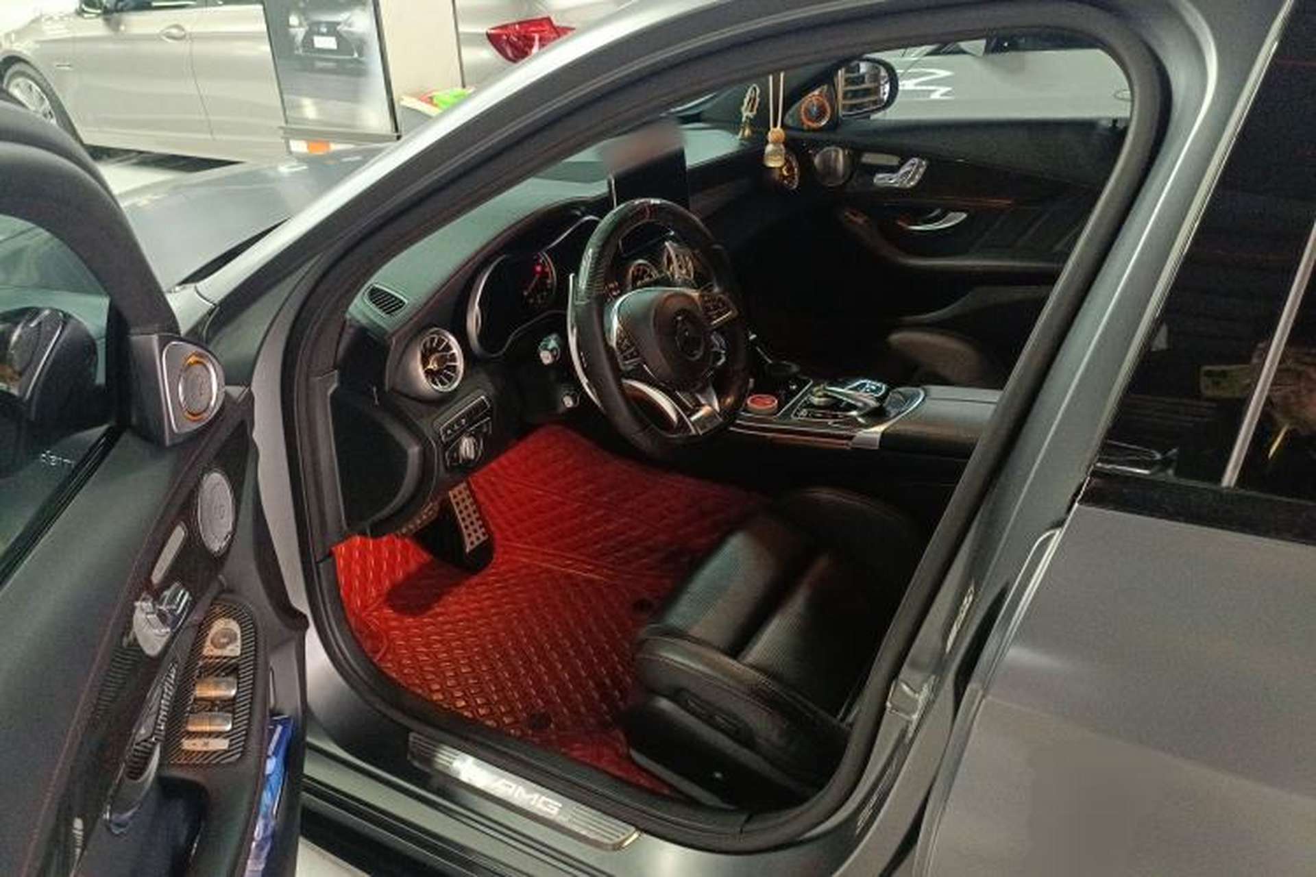 Used Mercedes-Benz C-Class AMG 2017 AMG C 43 4MATIC Special Edition Driver Seat
