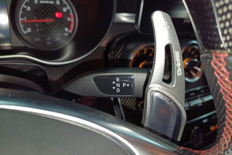 Used Mercedes-Benz C-Class AMG 2017 AMG C 43 4MATIC Special Edition Gear Lever