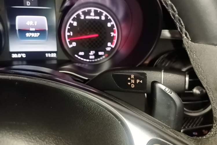 Used Mercedes-Benz C-Class AMG 2017 AMG C 43 4MATIC Special Edition Gear Lever