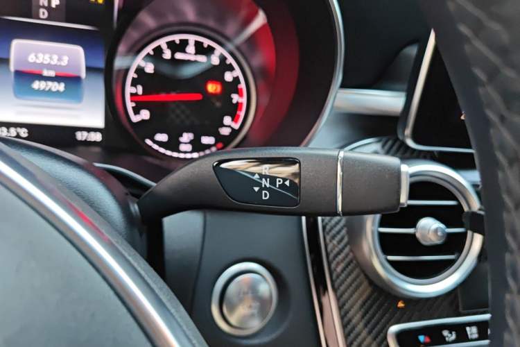 Used Mercedes-Benz C-Class AMG 2017 AMG C 43 4MATIC Special Edition Gear Lever
