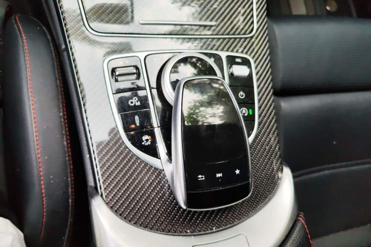 Used Mercedes-Benz C-Class AMG 2017 AMG C 43 4MATIC Special Edition Gear Lever