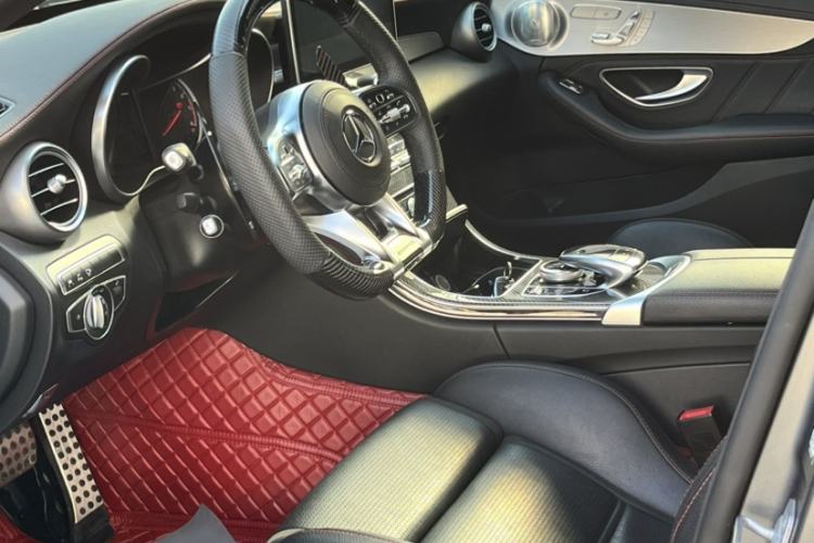 Used Mercedes-Benz C-Class AMG 2017 AMG C 43 4MATIC Special Edition Interior 4