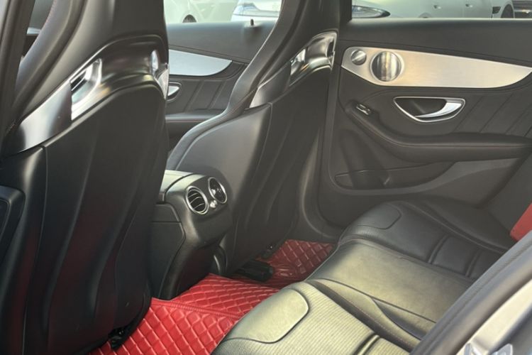 Used Mercedes-Benz C-Class AMG 2017 AMG C 43 4MATIC Special Edition Interior 5