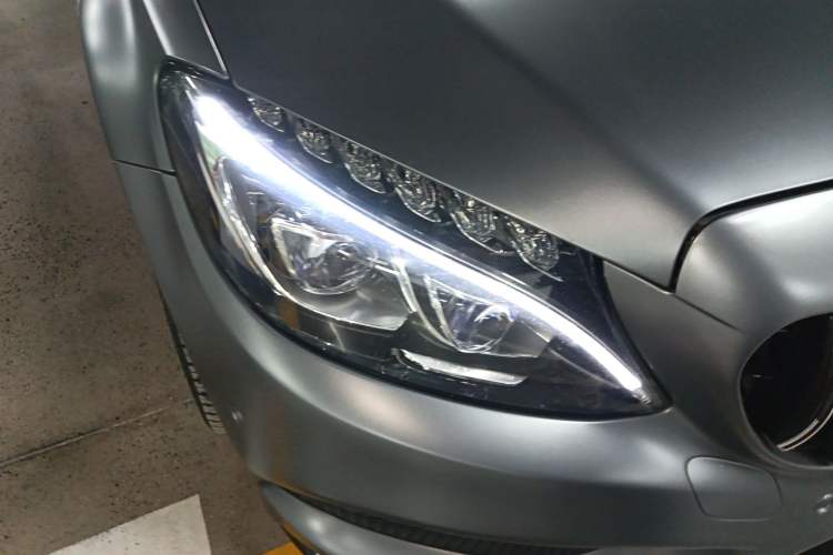 Used Mercedes-Benz C-Class AMG 2017 AMG C 43 4MATIC Special Edition Right Front Headlight