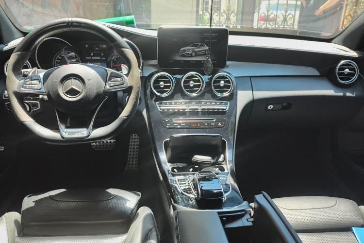 Used Mercedes-Benz C-Class AMG 2017 AMG C 63 Center Console
