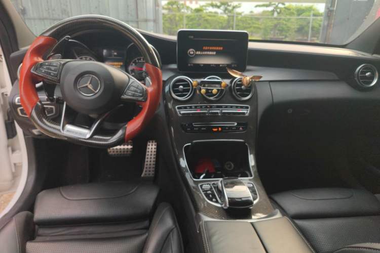 Used Mercedes-Benz C-Class AMG 2017 AMG C 63 Center Console