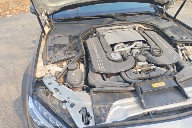 Used Mercedes-Benz C-Class AMG 2017 AMG C 63 Engine Bay Right