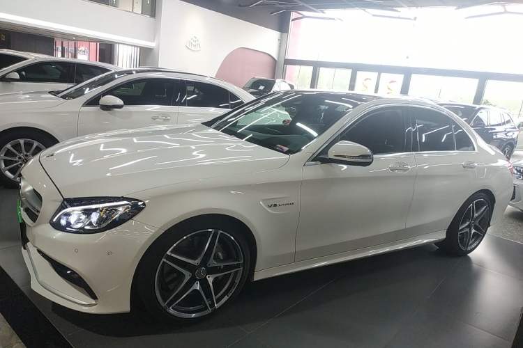 Used Mercedes-Benz C-Class AMG 2017 AMG C 63 Exterior 3