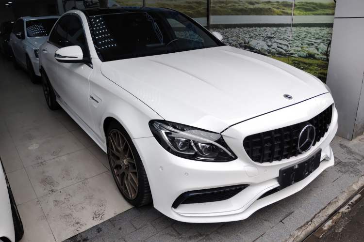 Used Mercedes-Benz C-Class AMG 2017 AMG C 63 Front Right 45 Deg
