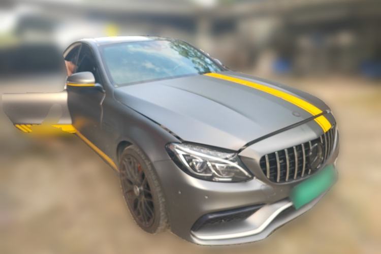 Used Mercedes-Benz C-Class AMG 2017 AMG C 63 Front Right 45 Deg